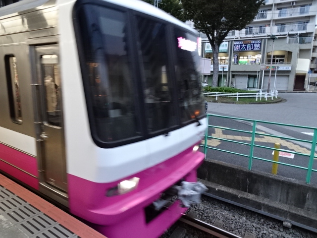 新京成8900形八柱入線