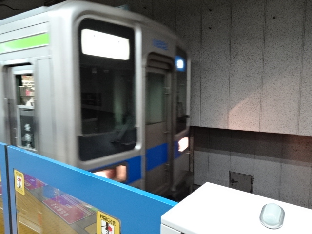 東武10000系柏入線