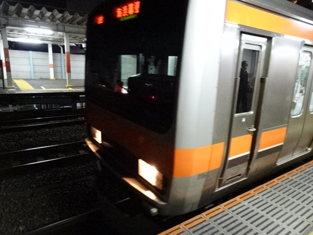 E233系0番台西国分寺入線